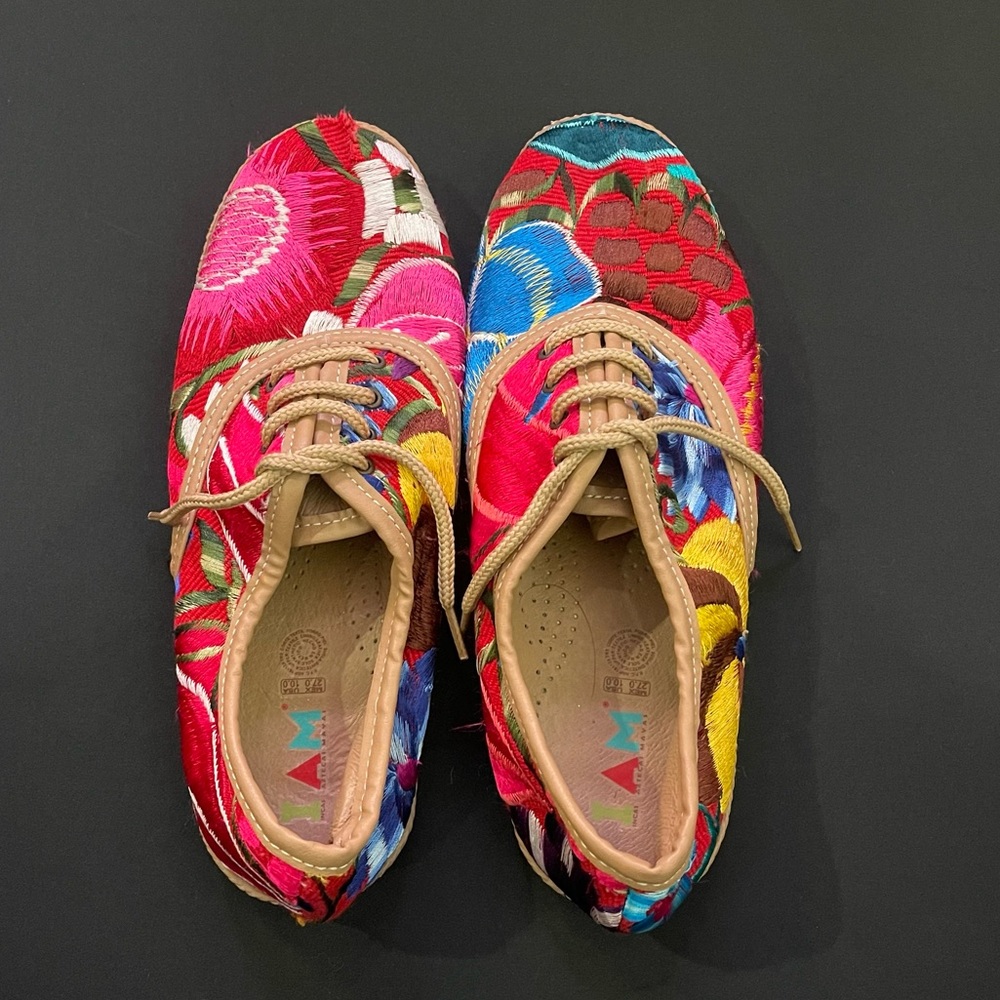 IAM Incas Aztecas Mayas shoes